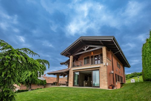 Villa en Montegrosso d'Asti