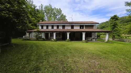 Casa independente em Montegrosso d'Asti