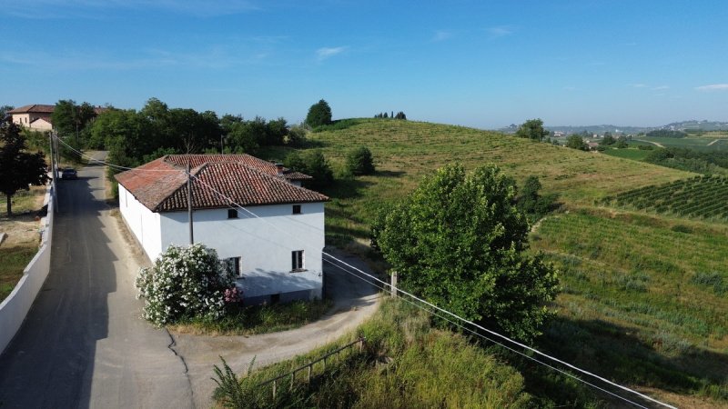 Vrijstaande woning in Montegrosso d'Asti