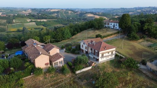Detached house in Agliano Terme