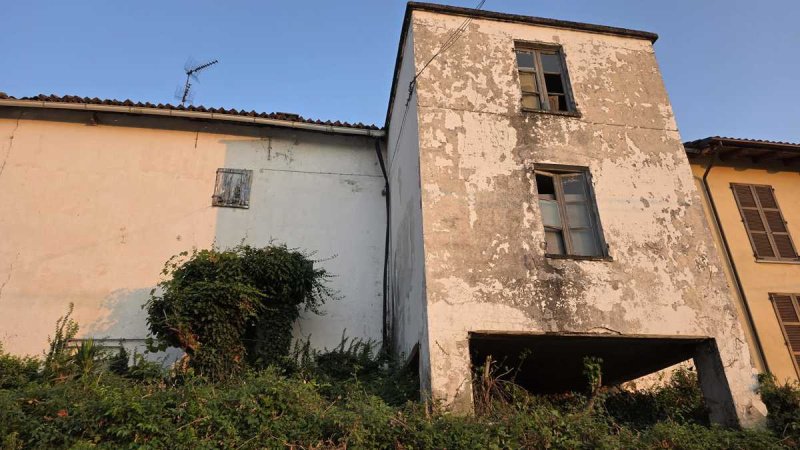 Semi-detached house in Montegrosso d'Asti