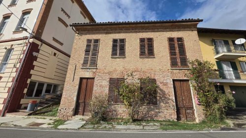 Casa independiente en Montegrosso d'Asti