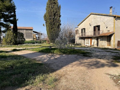 Semi-detached house in Montefalco