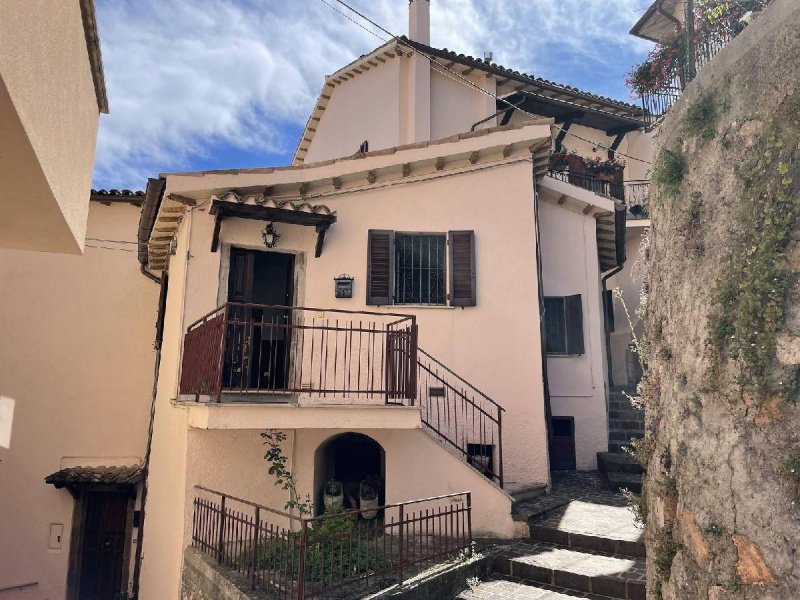 Apartamento en Cerreto di Spoleto