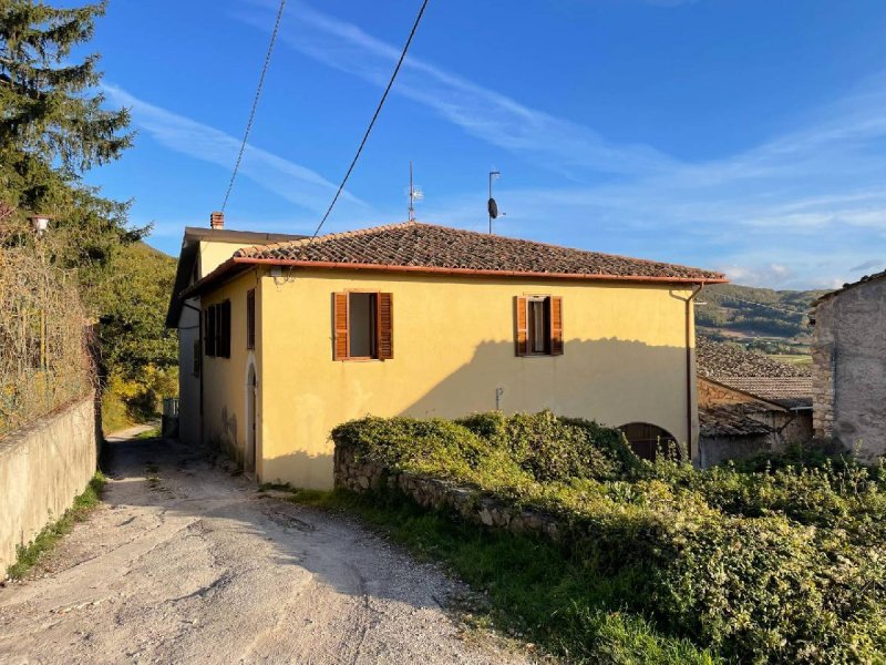 Detached house in Norcia