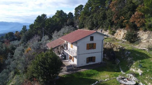 Villa en Montefranco