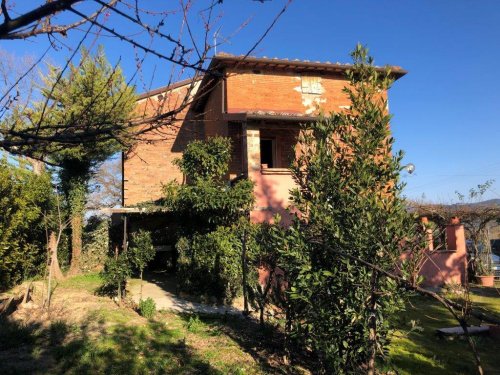Semi-detached house in Castiglione del Lago