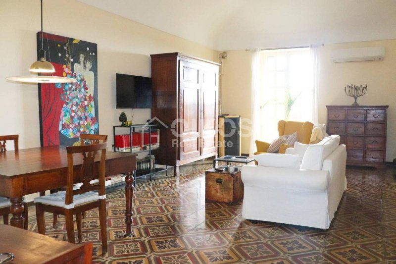 Apartamento em Noto