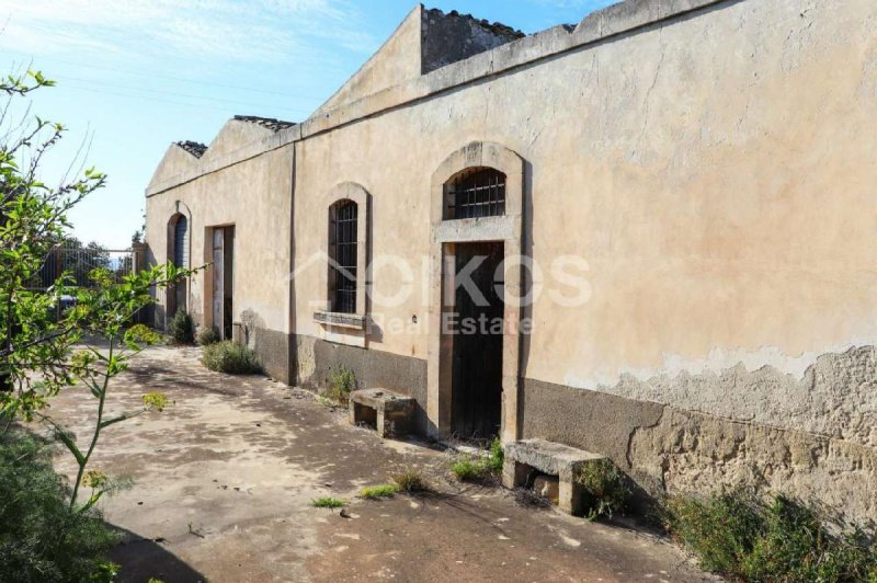 Terreno agrícola en Noto