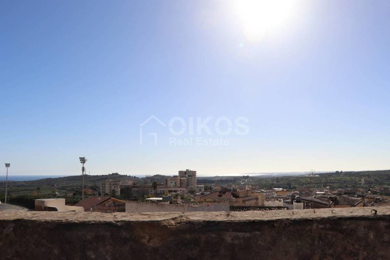 Casa independiente en Noto