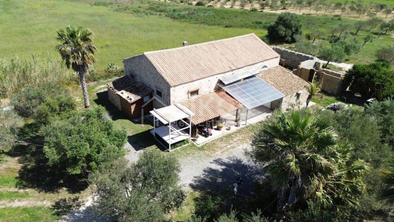 Casa di campagna a Noto