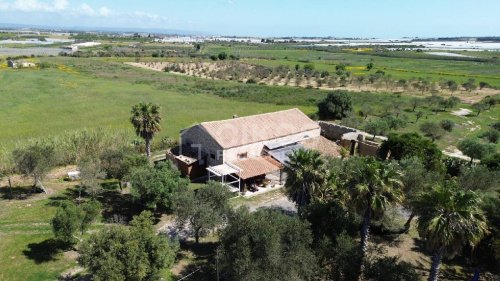 Casa di campagna a Noto