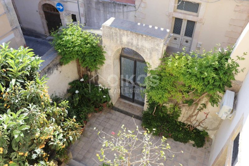 Gebouw in Noto