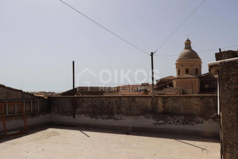Casa independente em Noto