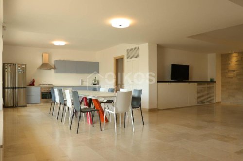 Apartamento em Noto