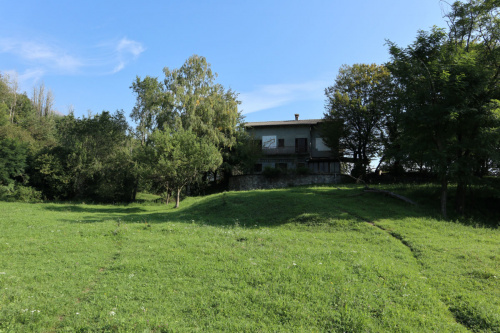 Klein huisje op het platteland in Plesio