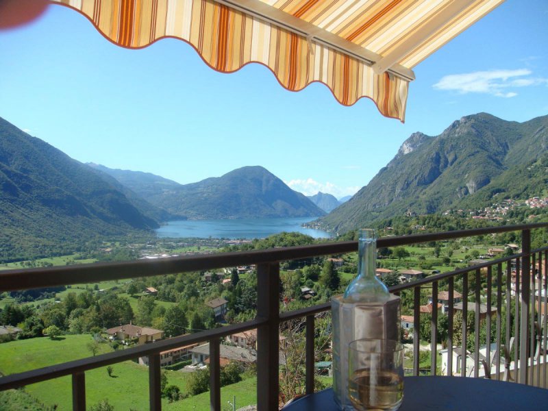 Квартира в Карлаццо