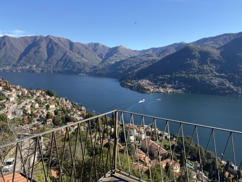 Moradia em Moltrasio