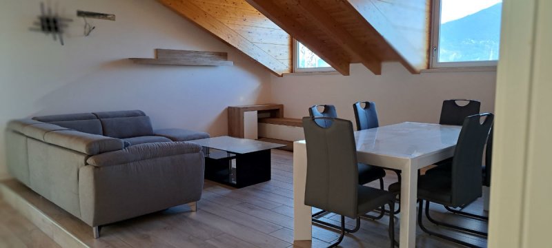Ruimte/zolderkamer in Menaggio