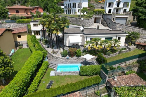 Villa i Valsolda
