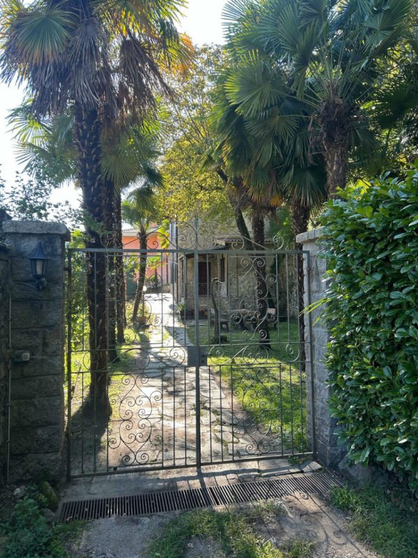 Особняк в Порлецца