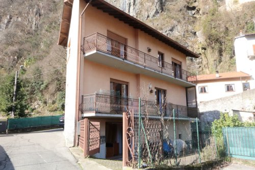 Einfamilienhaus in Porlezza