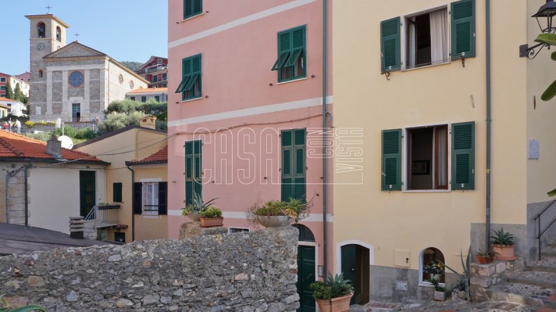 Vrijstaande woning in Lerici