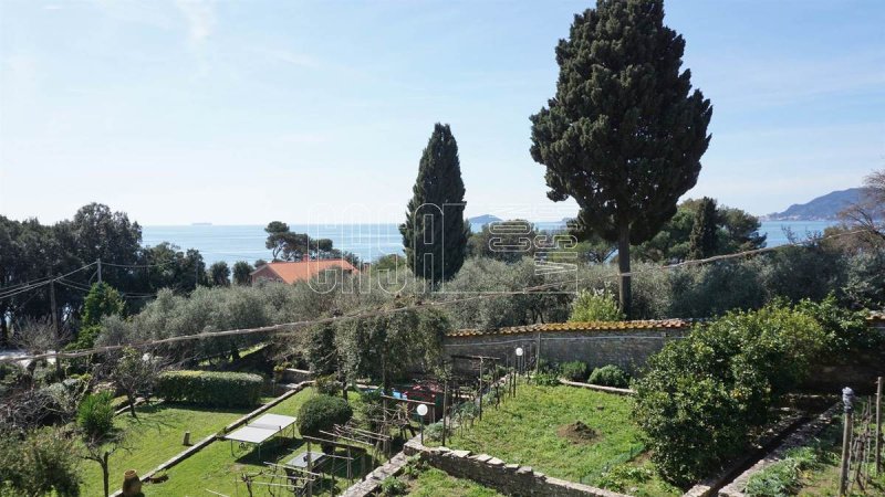 Villa in Lerici