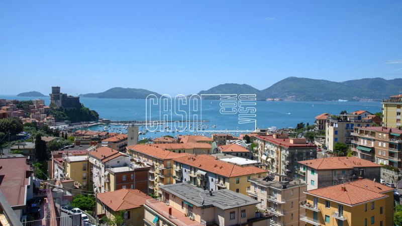 Attico a Lerici
