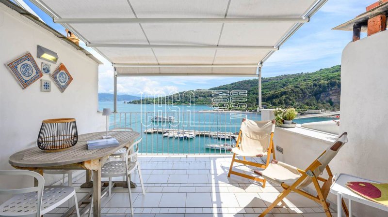 Takvåning i Porto Venere