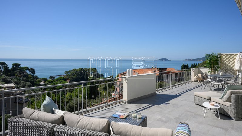 Penthouse in Lerici