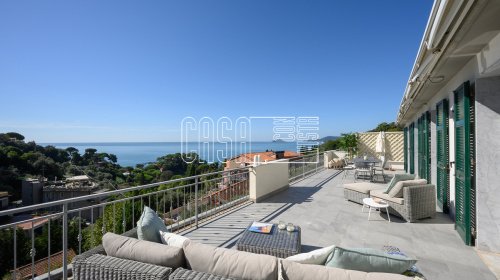 Penthouse in Lerici