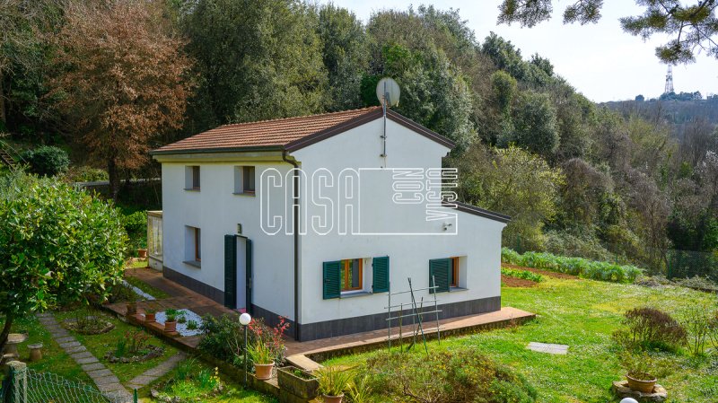 Casa independente em Lerici