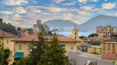 Penthouse in Lerici