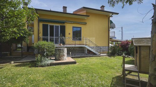 Villa in Ameglia