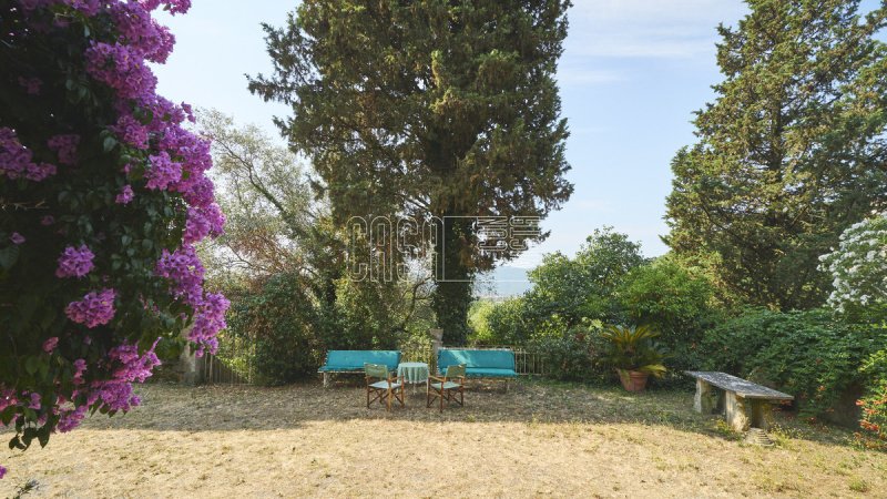 Villa in Sarzana