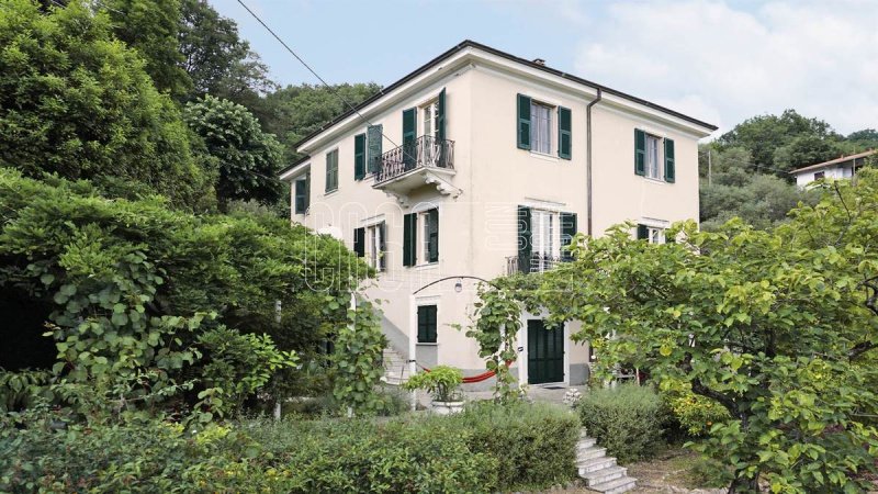 Moradia em La Spezia