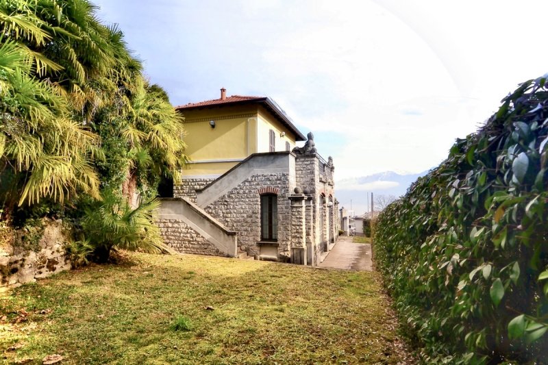 Villa i Argegno