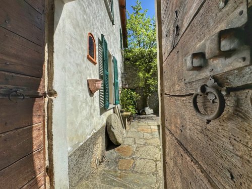 Casa geminada em Plesio