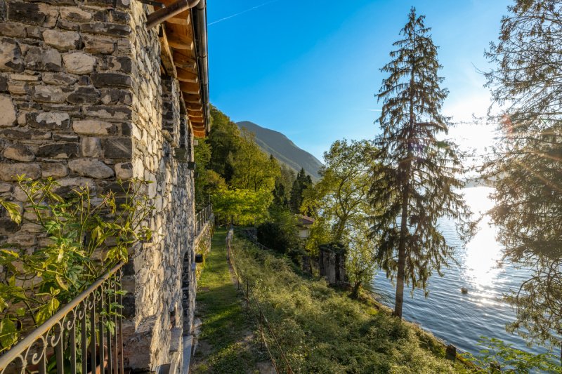 Vrijstaande woning in Valsolda