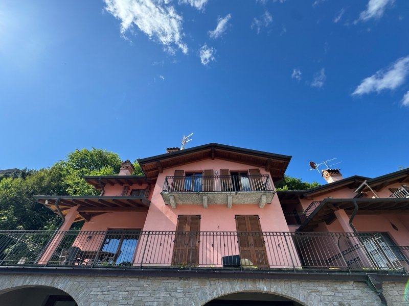 Лофт/Чердак в Менаджо