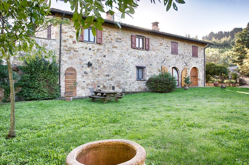 Country house in Chianni