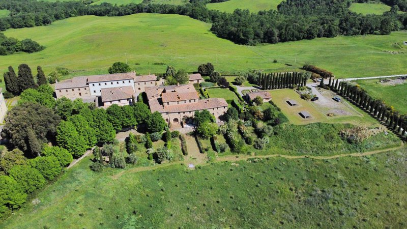 Apartment in Volterra