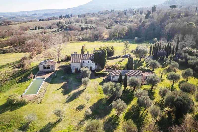 Casa di campagna a Sarteano