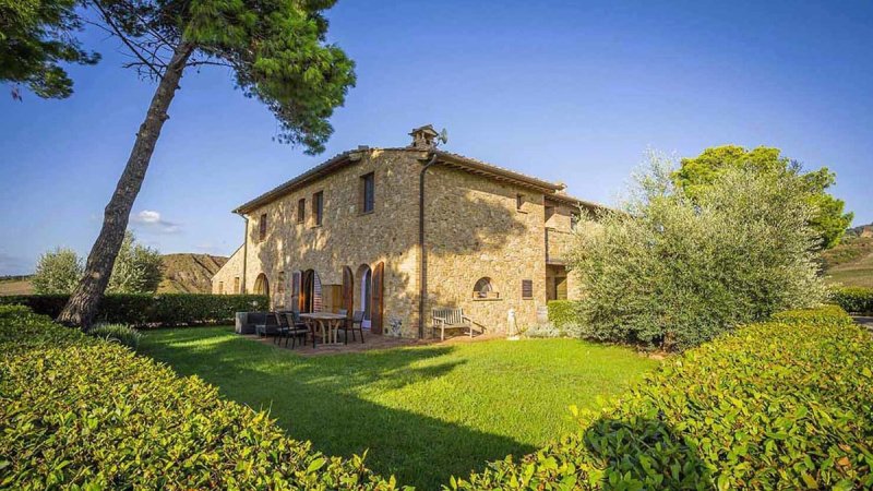 沃尔泰拉半独立房屋