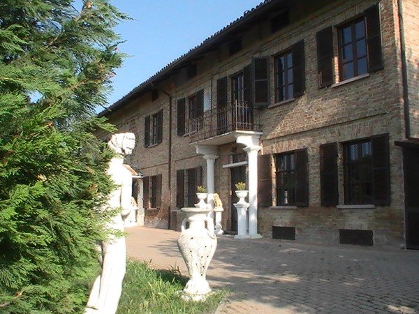 Casa a Costigliole d'Asti
