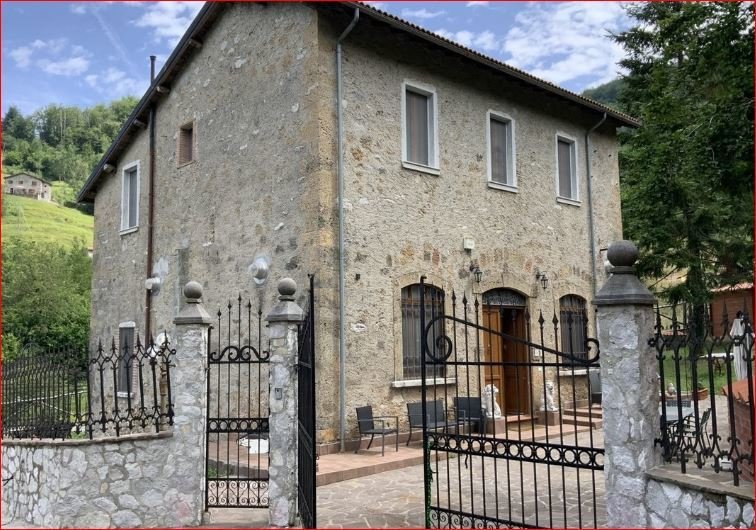 Вилла в Молаццана