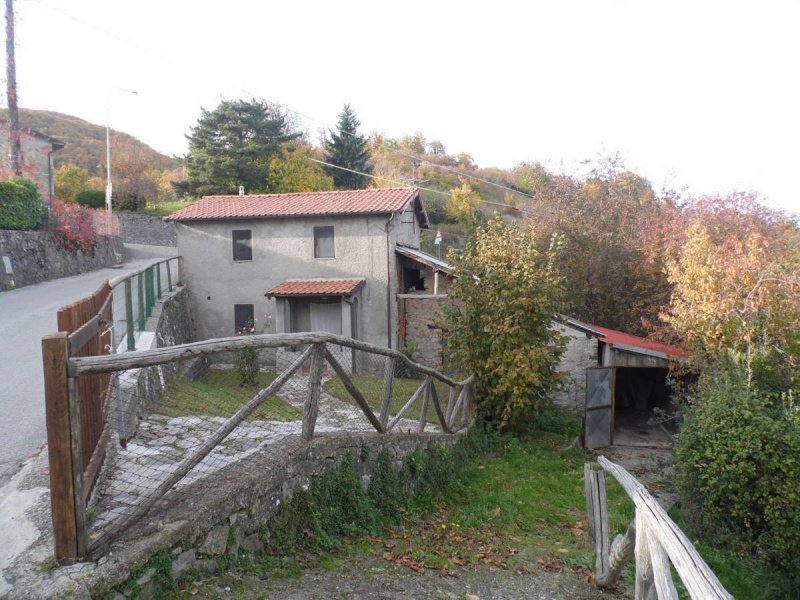 Huis op het platteland in Castelnuovo di Garfagnana