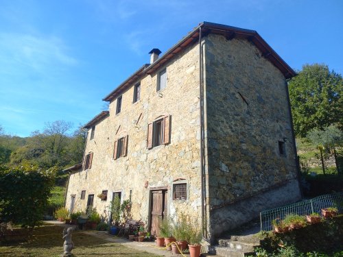 Huis op het platteland in Bagni di Lucca