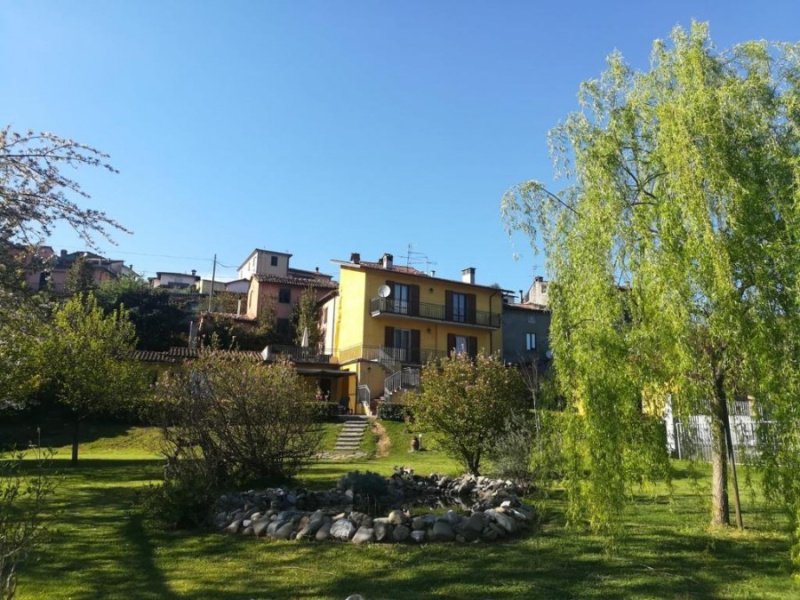 Villa a Barga